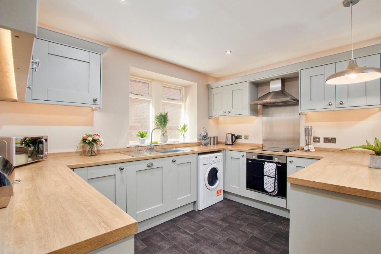 The Stunning Central Harrogate Abode - Sleeps 6 Экстерьер фото